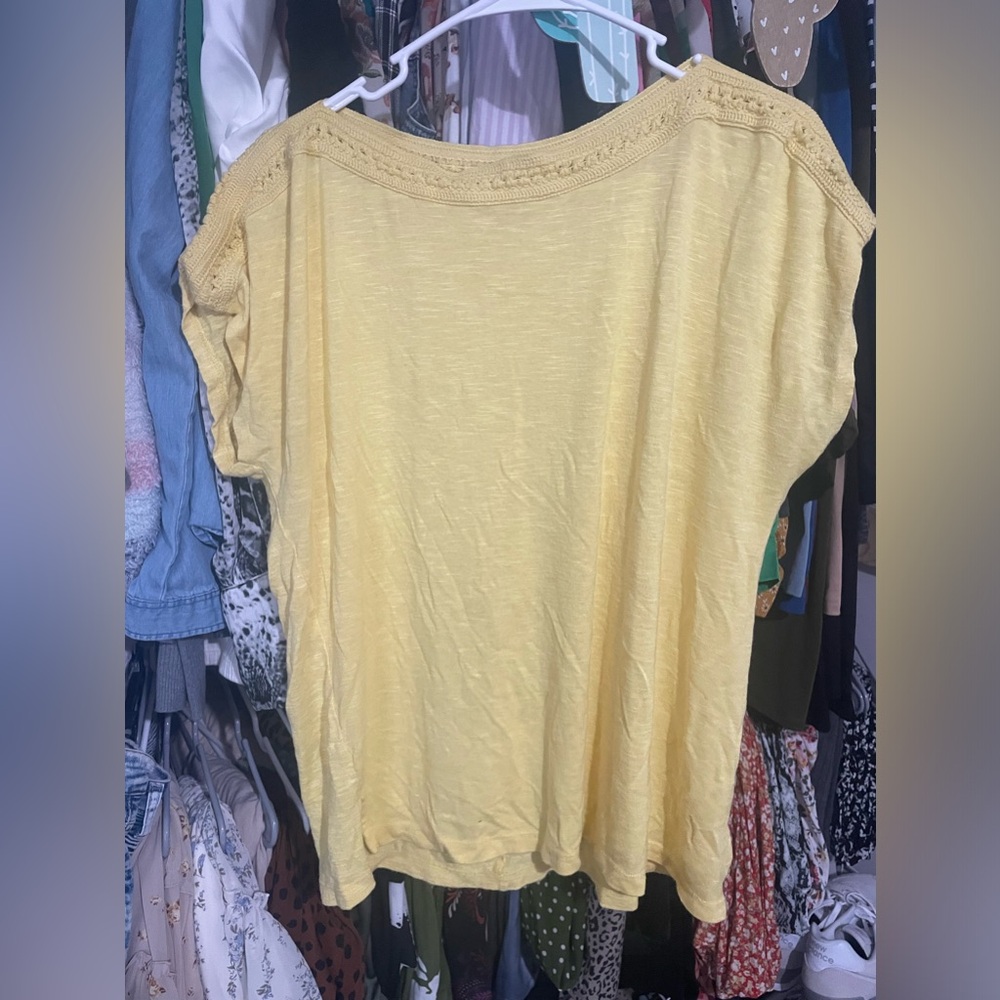 Yellow shirt size x